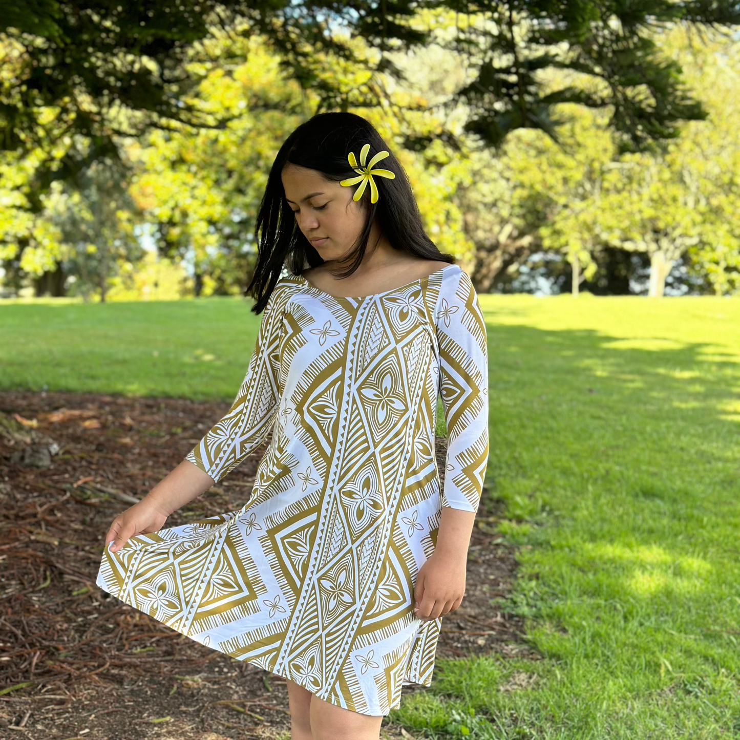 TUIGA RAGLAN DRESS - TD185