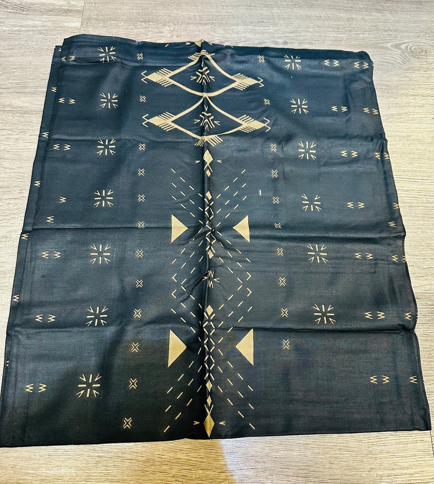 PELE IE LAVALAVA TP000