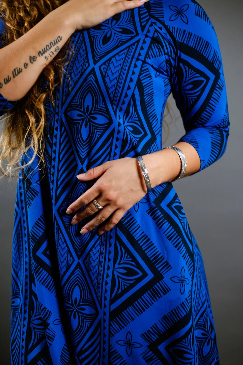 TUIGA RAGLAN DRESS - TD185