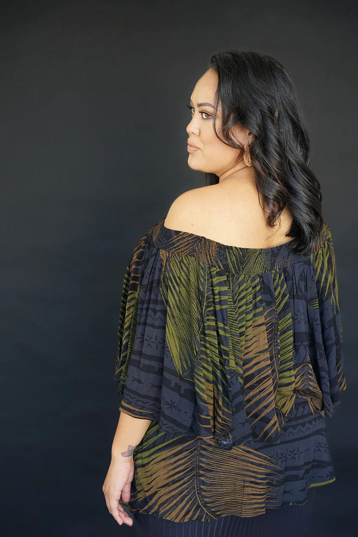 NU'UULI OFF SHOULDER TOP TT133