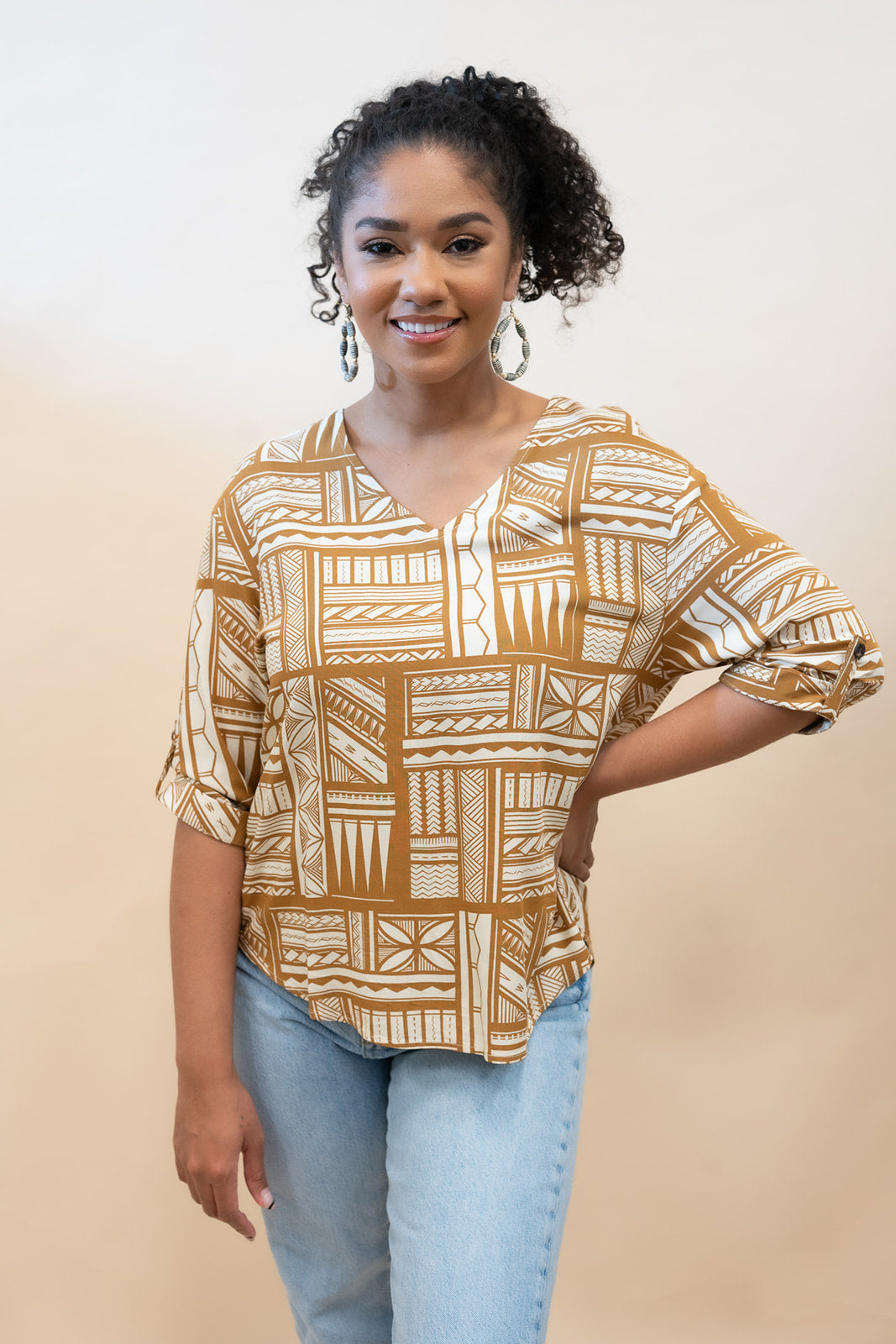 TANU V-NECK TOP TT129