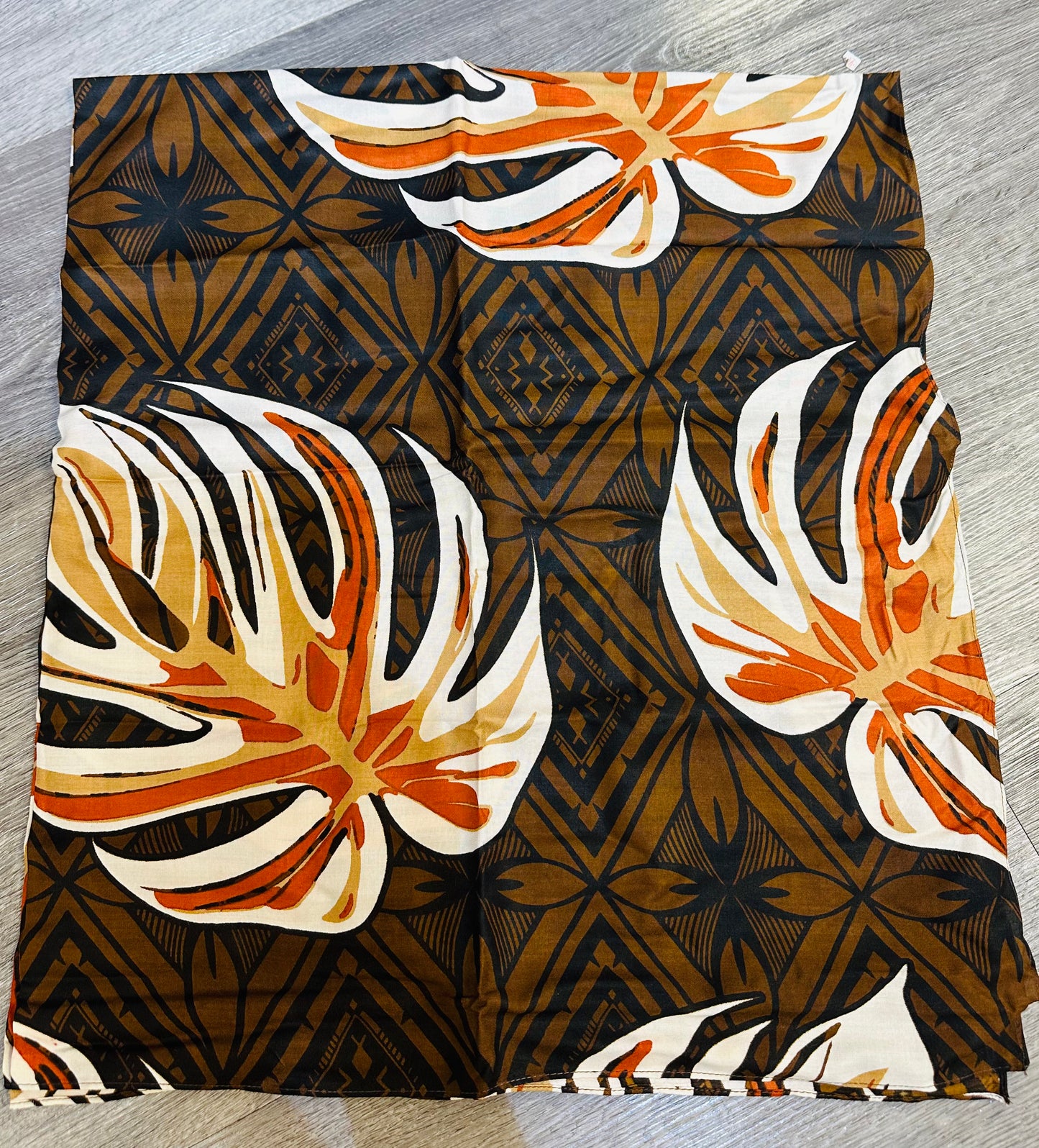 LE-LAGI  TANOA IE-LAVALAVA TP000